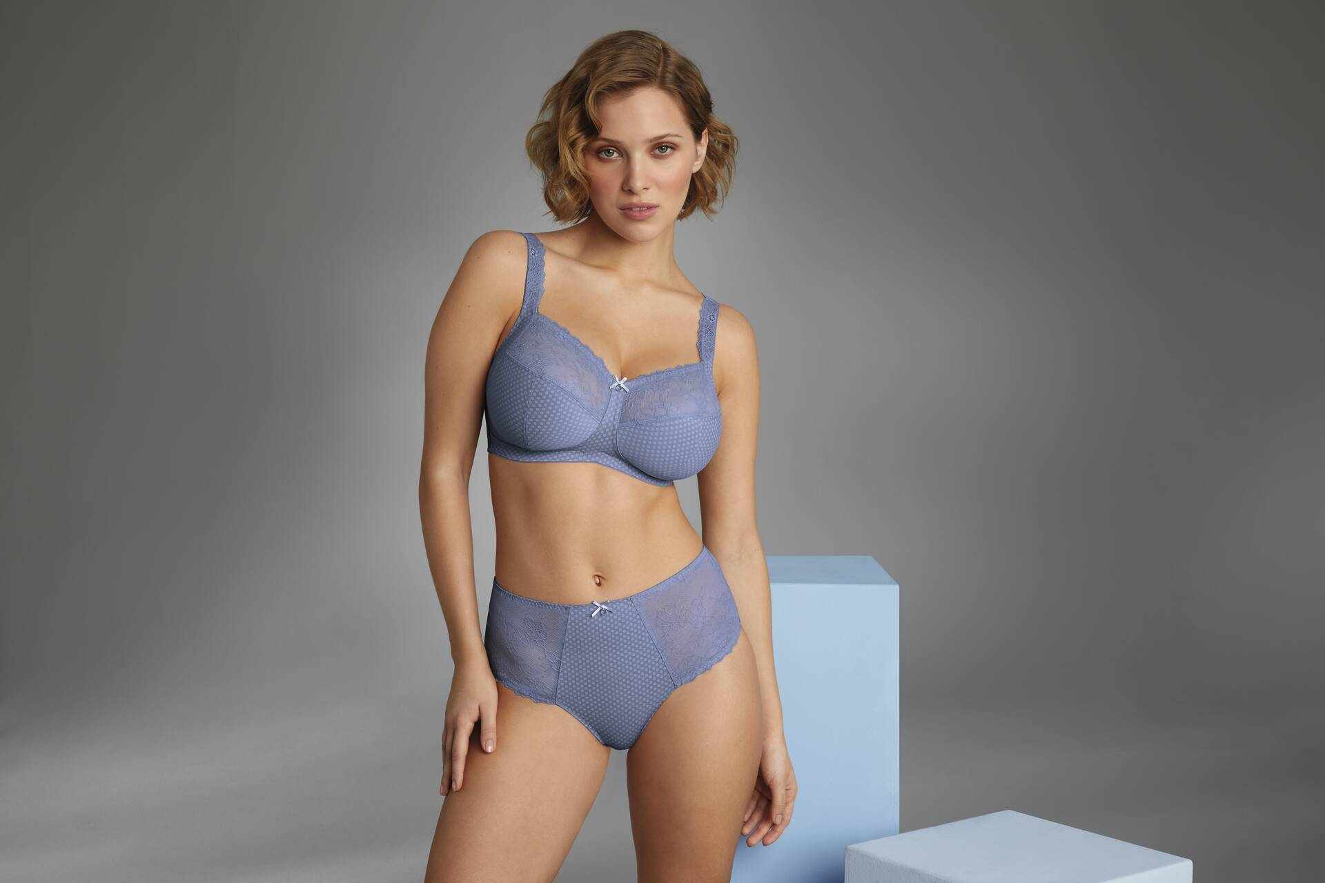 Reggiseno senza ferretto 5296 Eloise coppe F G per seni grandi rosa blu