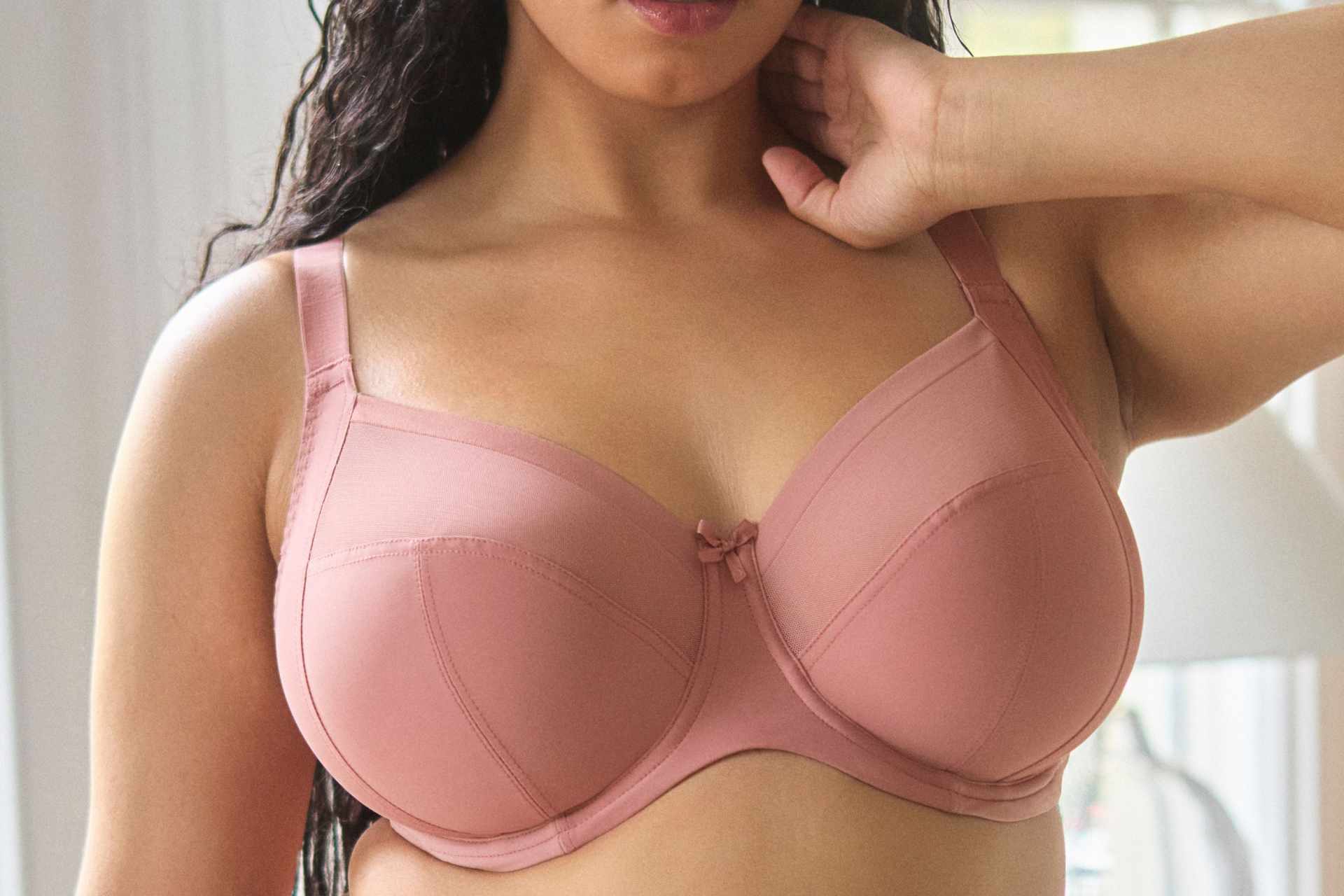 Reggiseno con ferro per seni grandi e molto grandi 10685C rosa 3/5