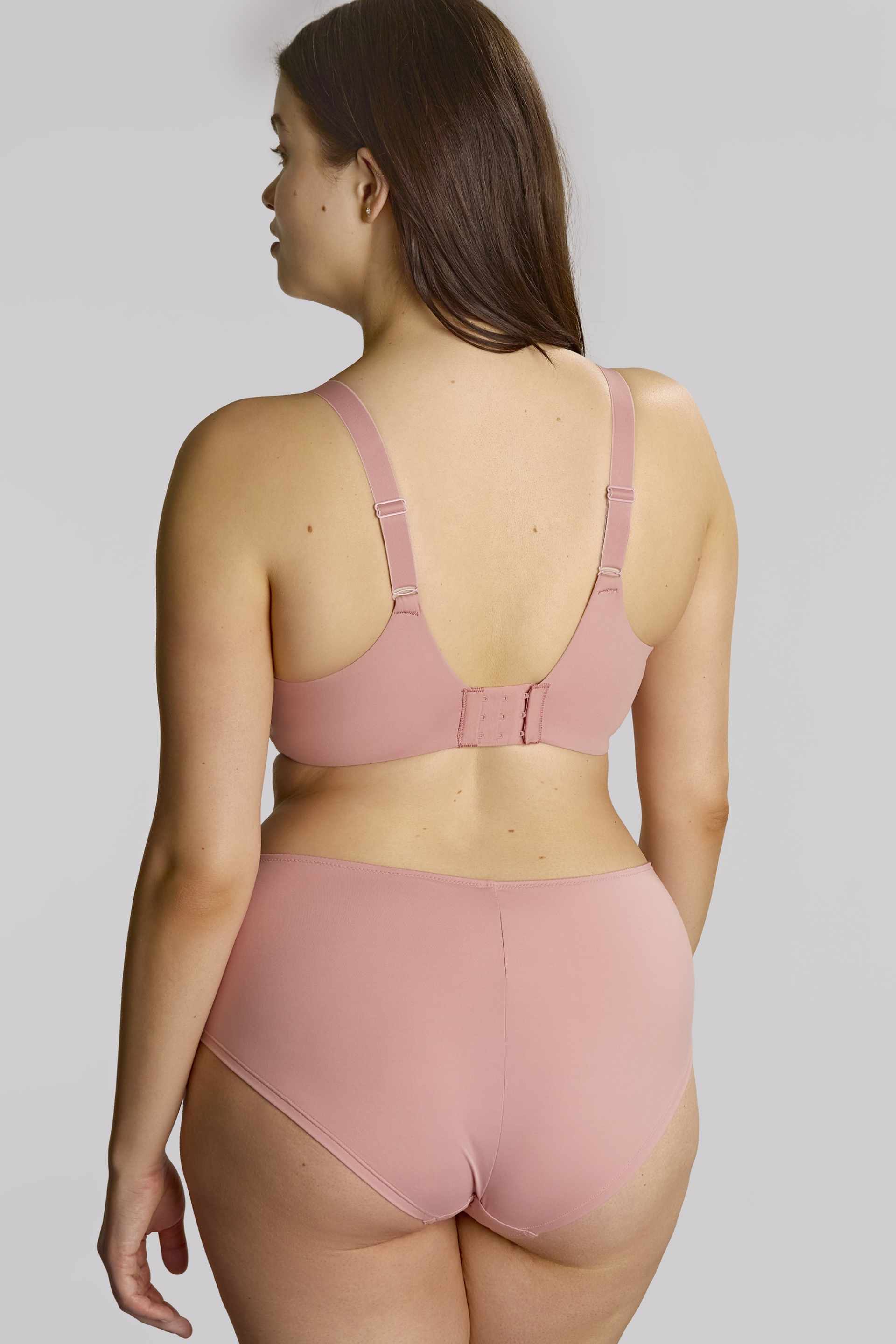 Reggiseno con ferro per seni grandi e molto grandi 10685C rosa 3/5