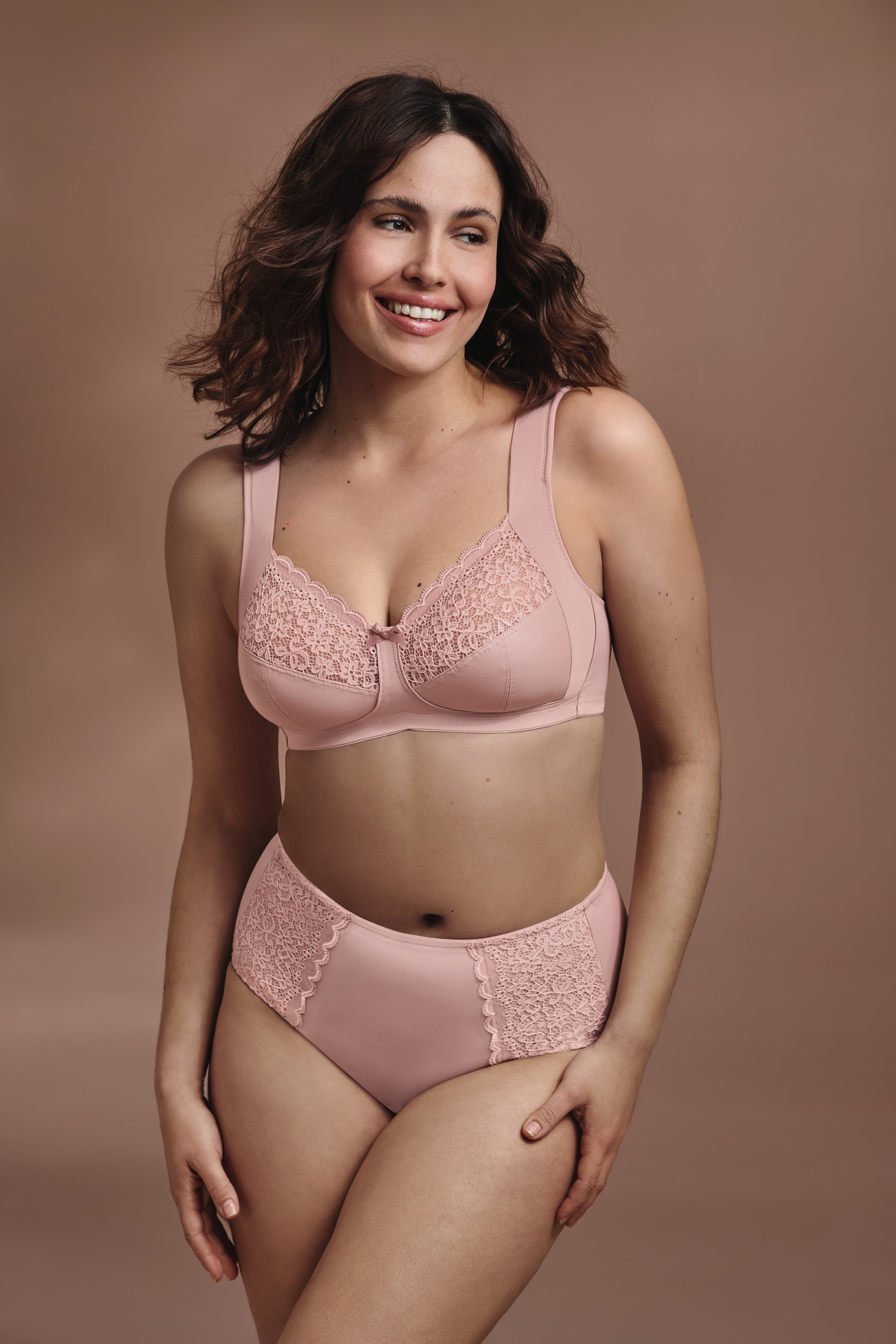 Reggiseno confort senza ferretto 5813-596 coppa E F rosa